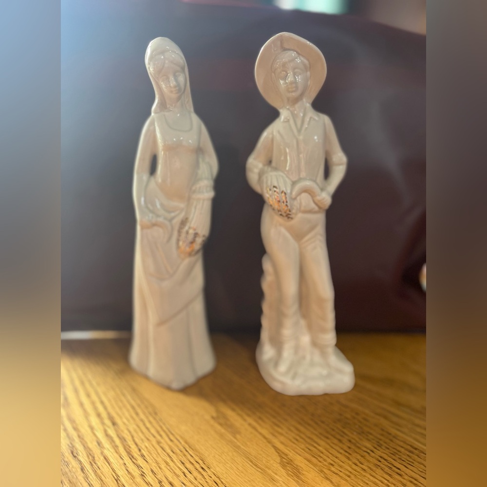 Vintage capodimonteCeramic Figurine Set